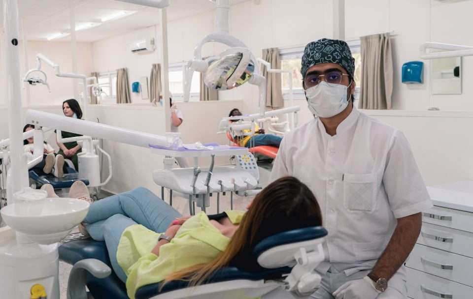 "All-On-4 vs All-On-6 implants: which is right for you?"